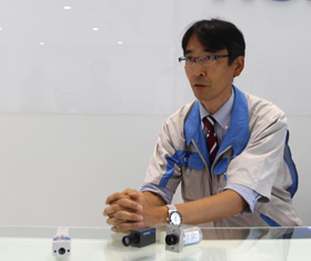 センサ開発マネジャー 中田嘉昭 開発一筋26年 放射温度計のプロフェッショナル