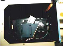 自動スライド式サンプルホルダー